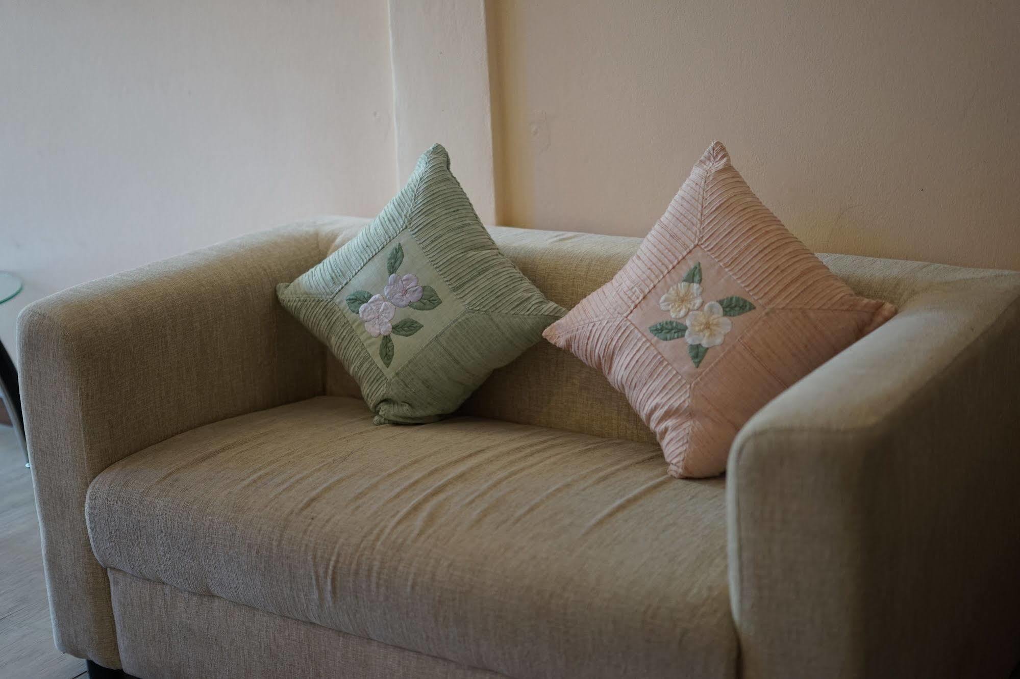 Calla Lily Boutique Residence Chiang Mai Bagian luar foto