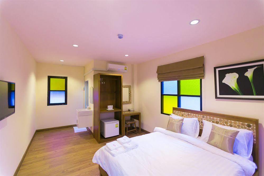 Calla Lily Boutique Residence Chiang Mai Bagian luar foto